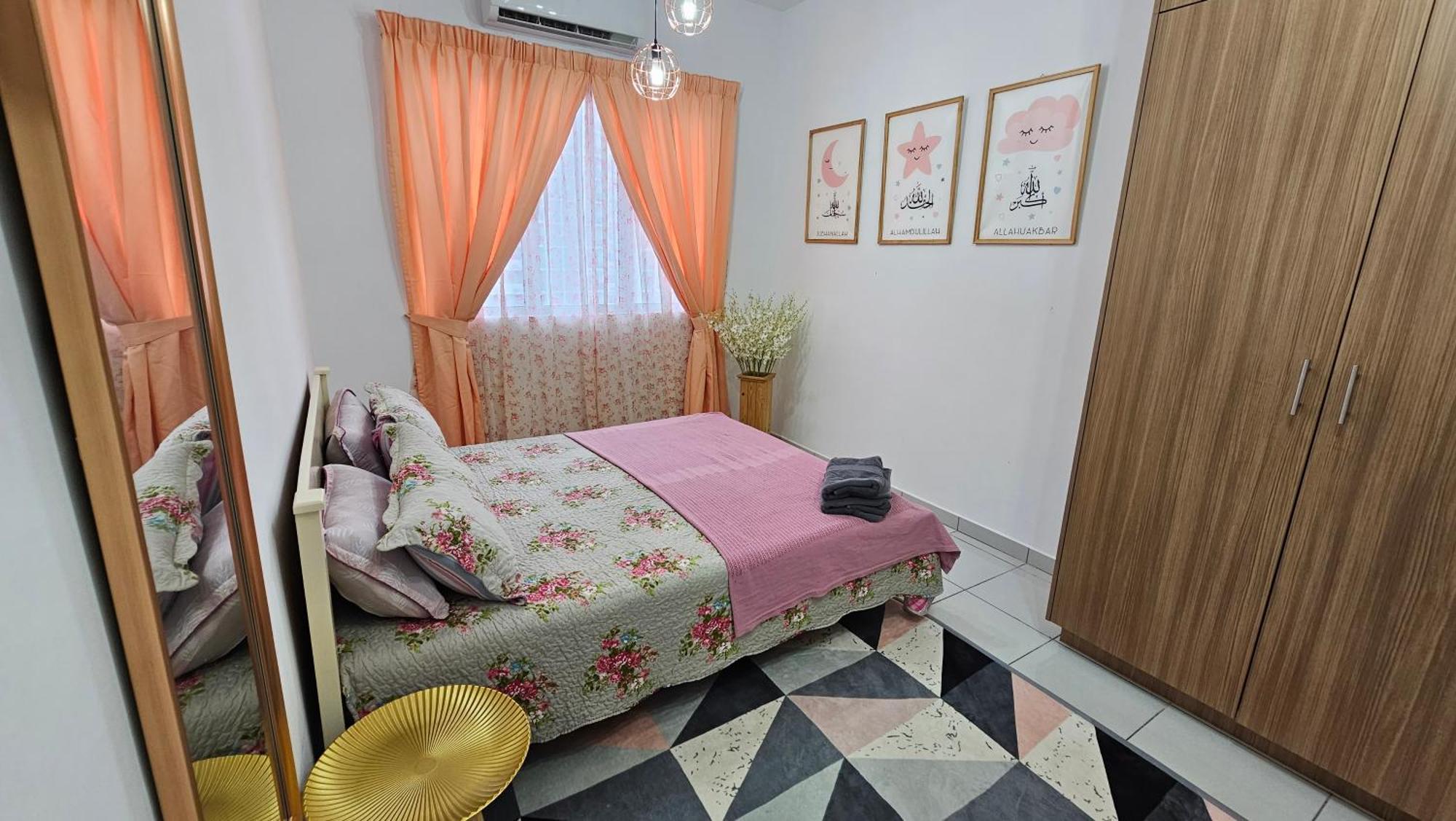 קאג'אנג Faliza Adelia Residence מראה חיצוני תמונה